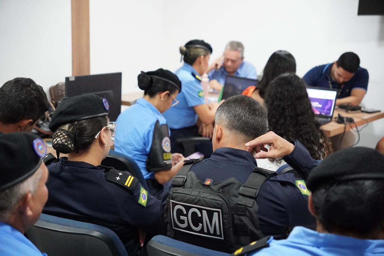 Câmara promove treinamento sobre aplicativo Mulher Protegida