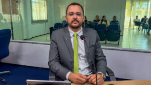 Wesley Morais Miranda é empossado vereador na Câmara Municipal de São Gonçalo do Amarante